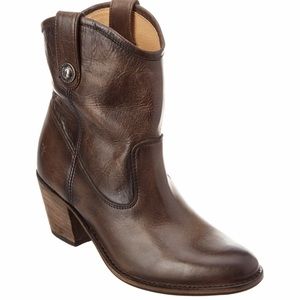 Frye Jackie Button short leather bootie